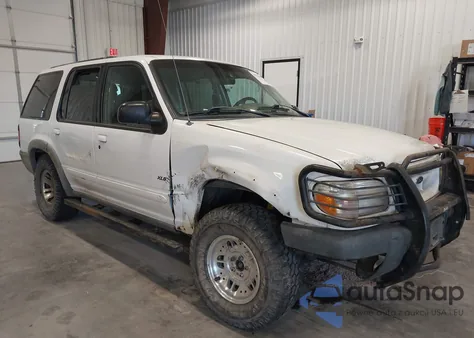 2000 Ford Explorer Xls z USA, uszkodzony, nr VIN 1FMZU72X1YZB29785